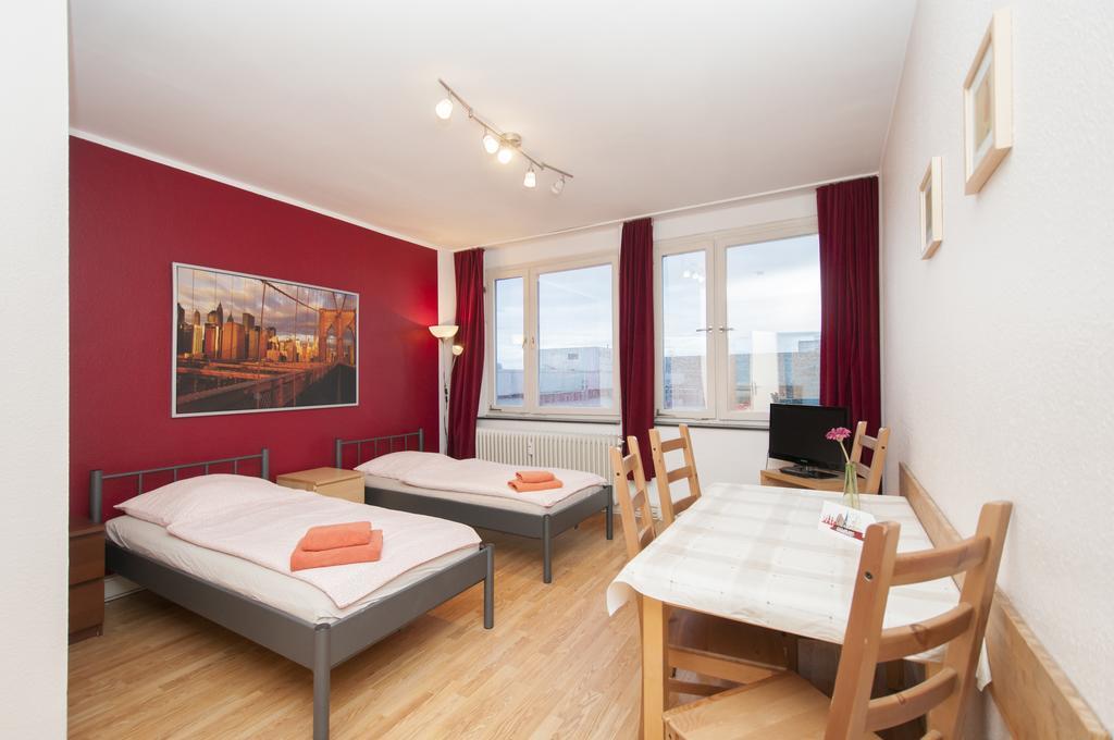 City-Appartements Nordkanalstrasse - Monteurunterkunft Hamburg Bagian luar foto