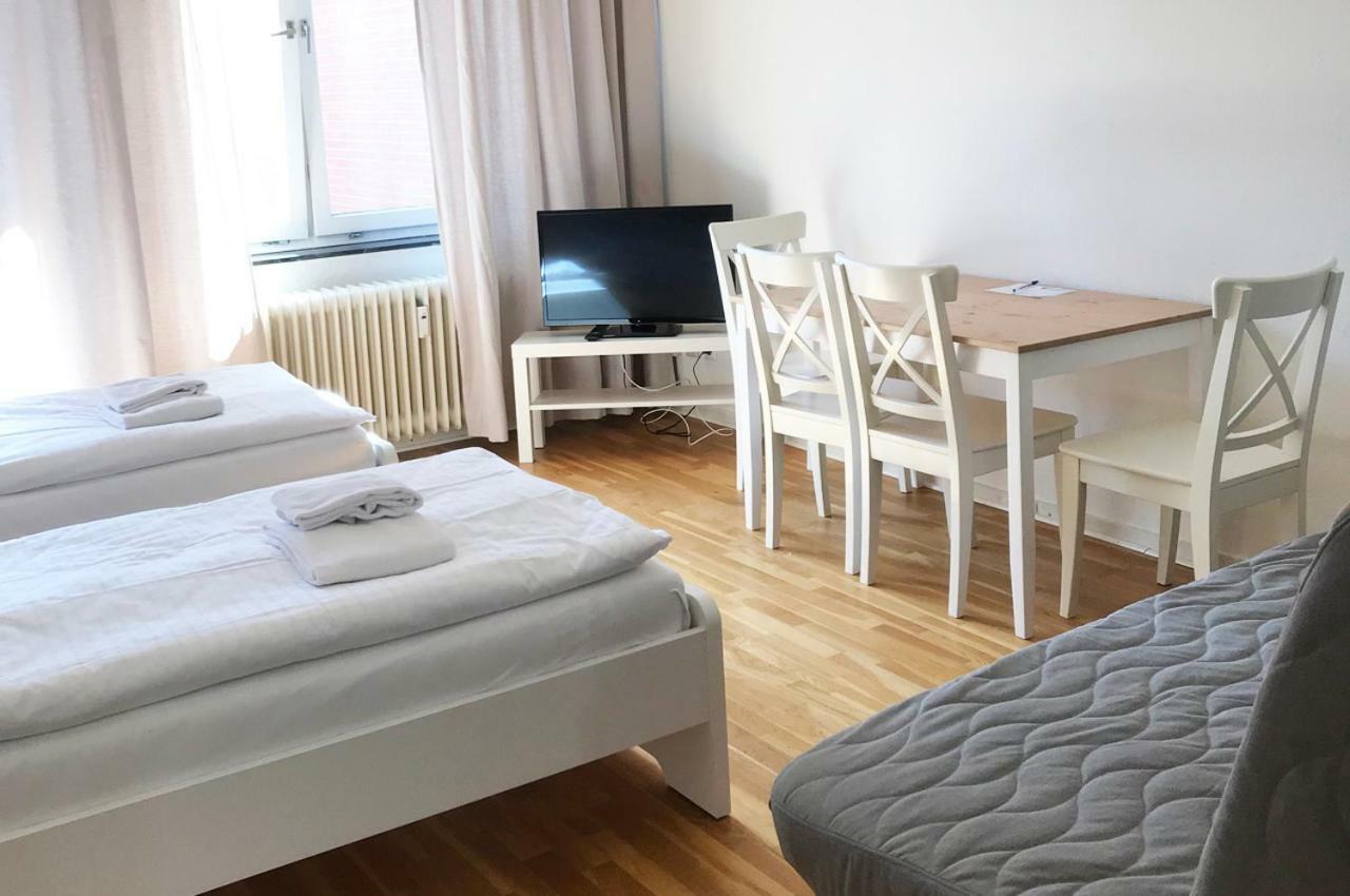 City-Appartements Nordkanalstrasse - Monteurunterkunft Hamburg Ruang foto